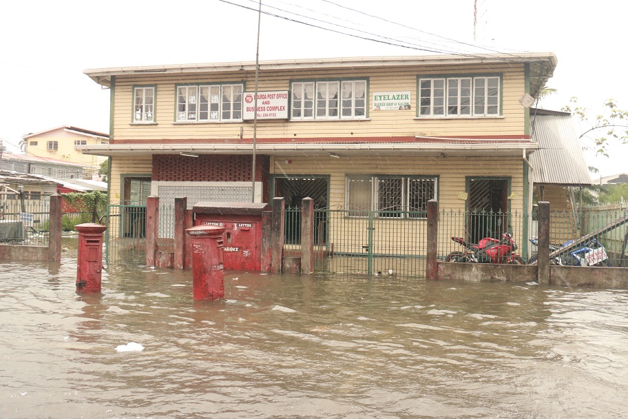 Private sector slams authorities over flooding