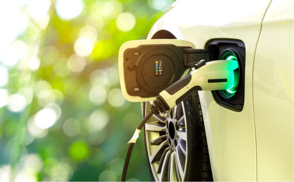 Green Economy Committee Feature: Reducing Pollution with Electric Vehicles