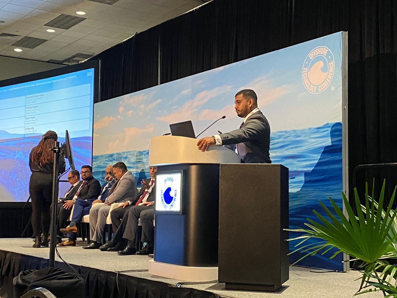 GCCI’s Executive Director moderates panel discussion at Offshore Technology Conference 2022