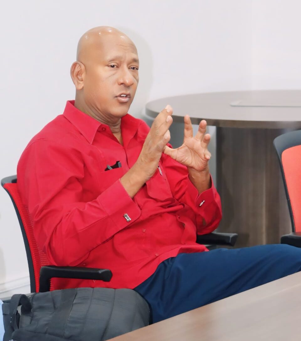 18 April – CNOOC meeting guy in red shirt